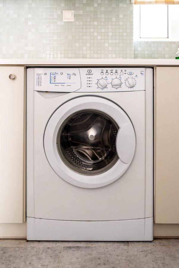 Athens Retreat 1-Bdr Apt Close To Metro Station Apartment Luaran gambar